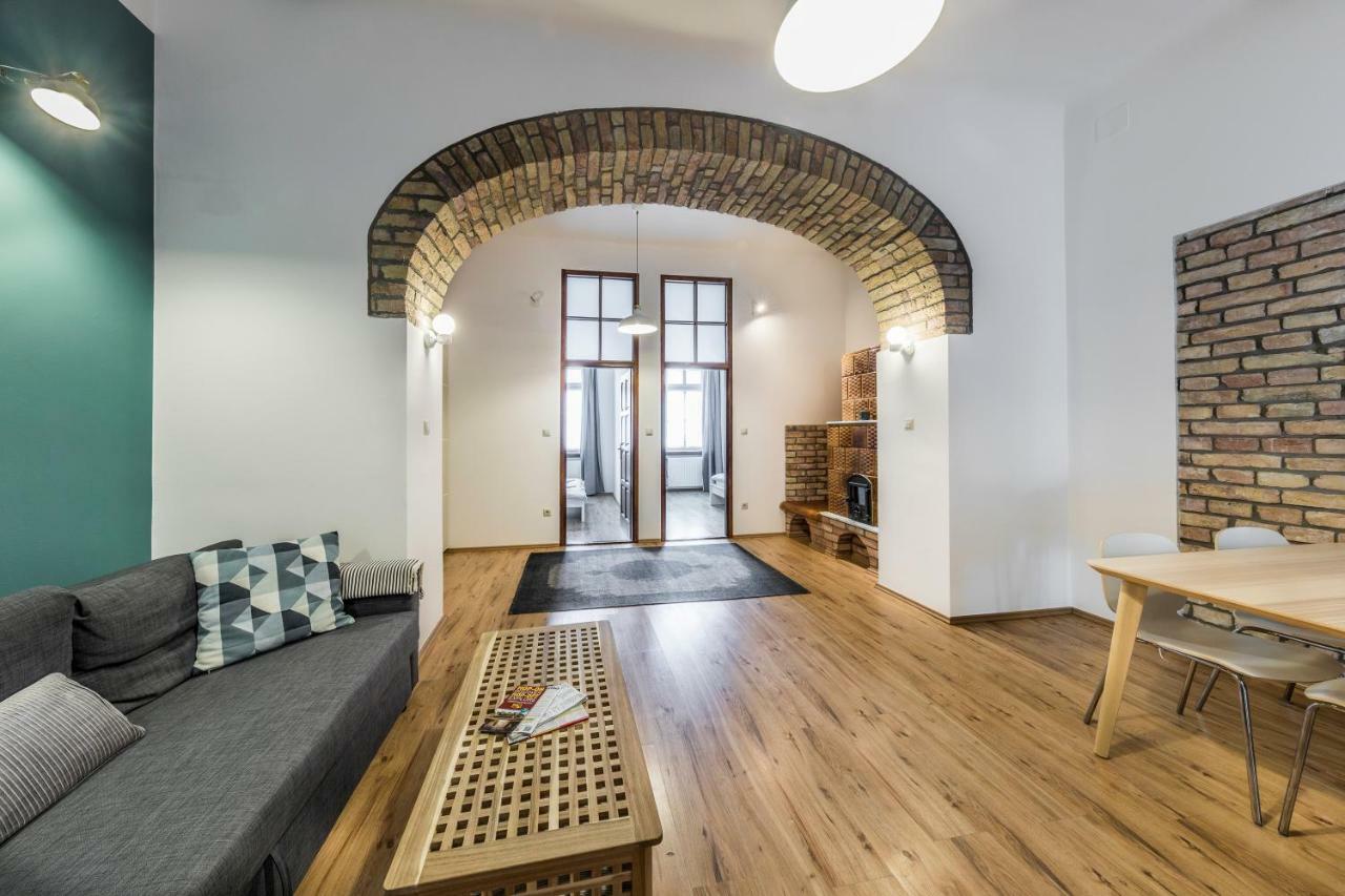 French Touch Apartment With Free Parking Budapest Exterior photo