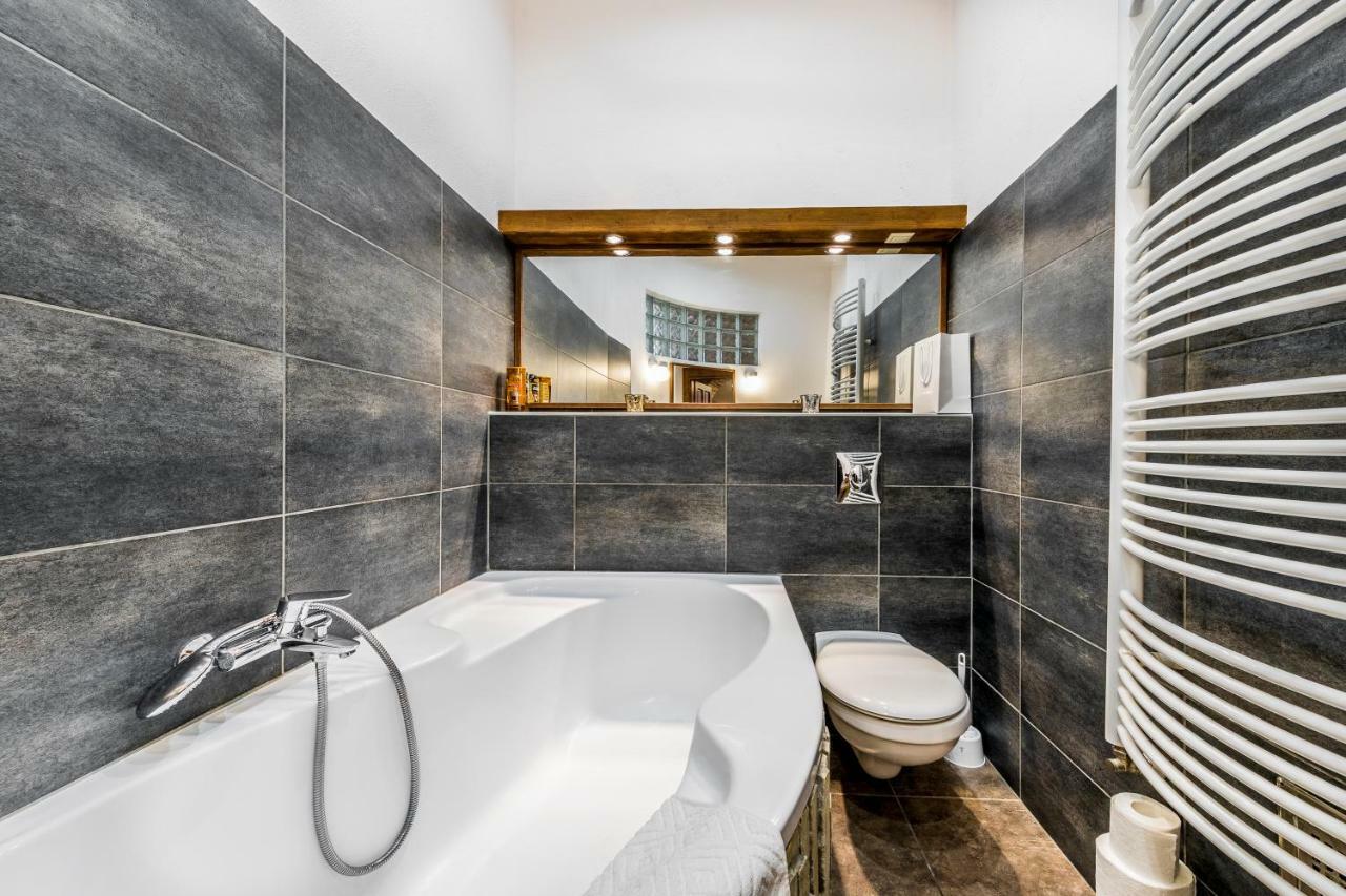 French Touch Apartment With Free Parking Budapest Exterior photo